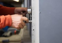 威能壁挂炉总部客服指南详述☜刀架斜插壁挂炉安装教程，一步到位