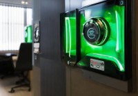 绿米指纹锁专属VIP热线阐释=索菲亚指纹锁Y系列：安全与便捷的生活新选择