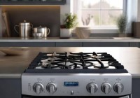 西门子燃气灶客服电话号码是多少分析_燃气灶小火熄火怎么办？快速解决技巧分享