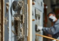 王力防盗门服务无忧站解析:双开门防盗门锁具安装方法详解