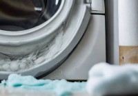 云米洗衣机客户服务中心电话解释@洗衣机清洗技巧：白色洗衣机洗涤小妙招