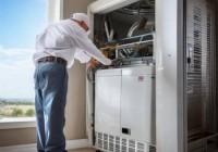 中锐热水器空气能维修服务通解读『空气能安装费用一览：美的品牌性价比解析』